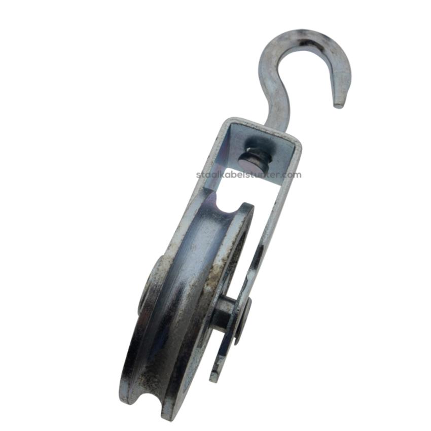 pulleys with spire hook