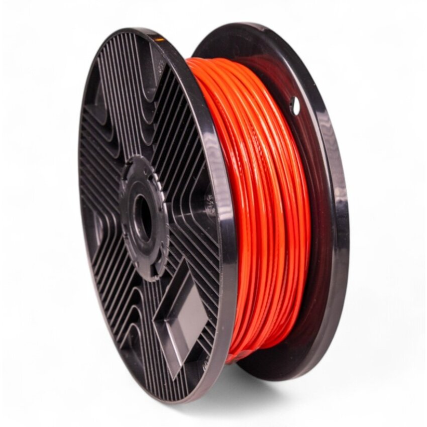 Geplastificeerde staalkabel met een diameter van 3/4 mm in rood, verkrijgbaar op een rol van 500 meter