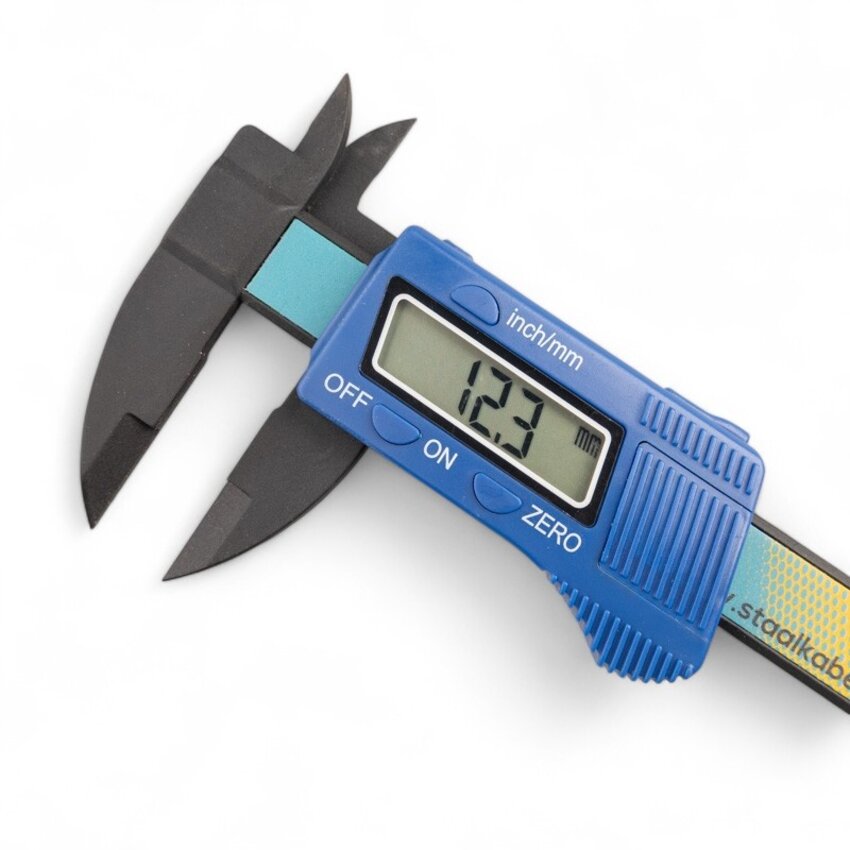 Digitaler Carbon-Messschieber 150 mm – Inklusive gratis 3-Meter-Maßband