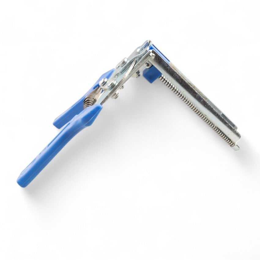 Hekwerktang met magazijn