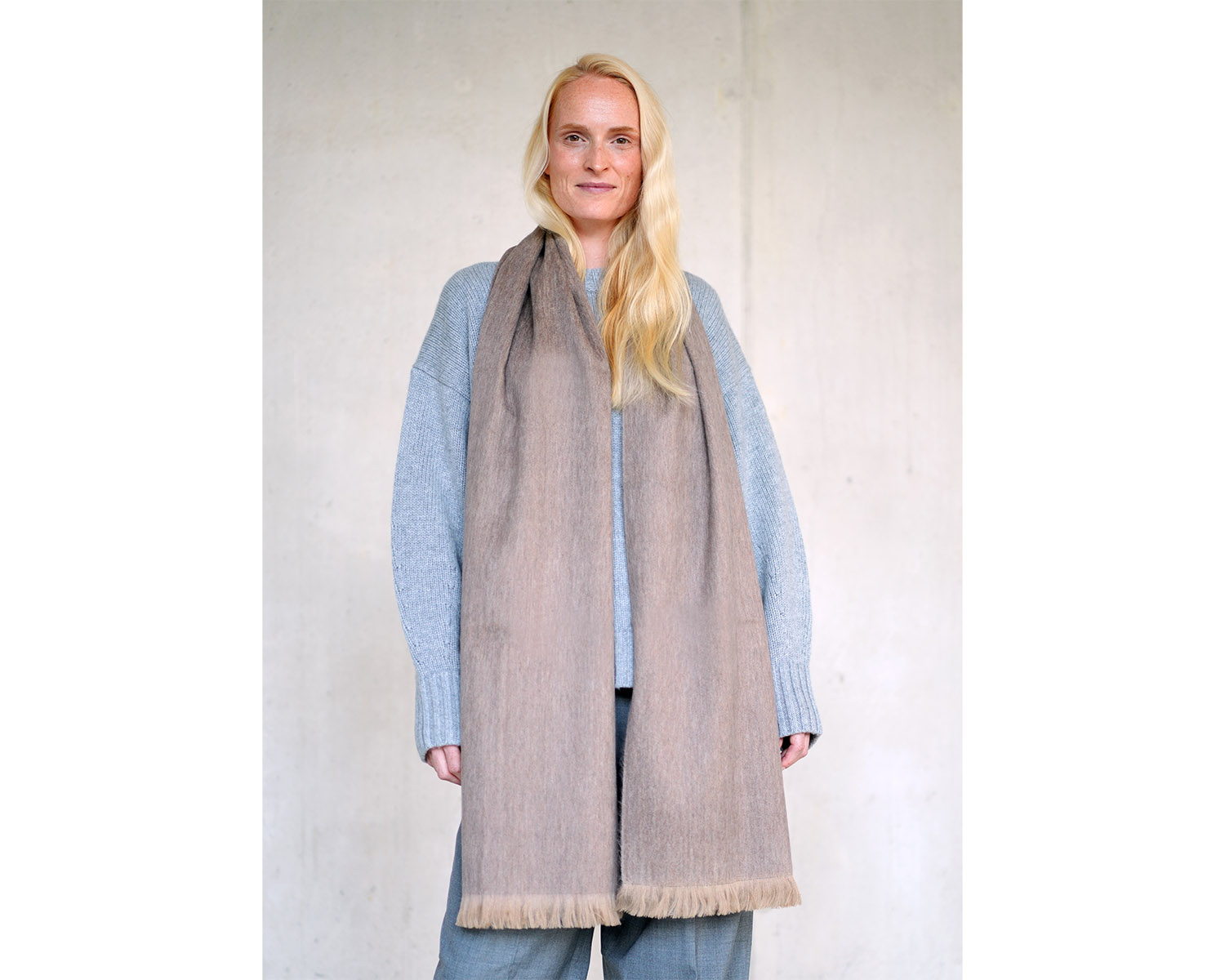 SLIM SOLID - Desert Taupe