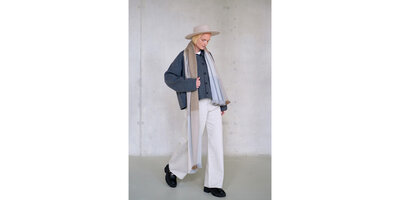 SQUARED - River Stone