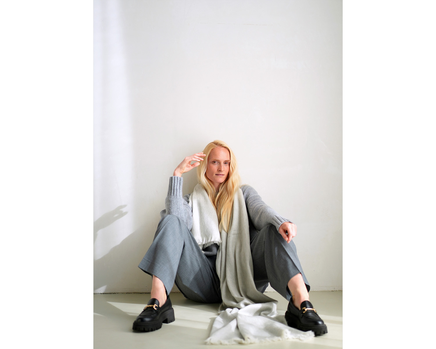 SOLID - White Canvas