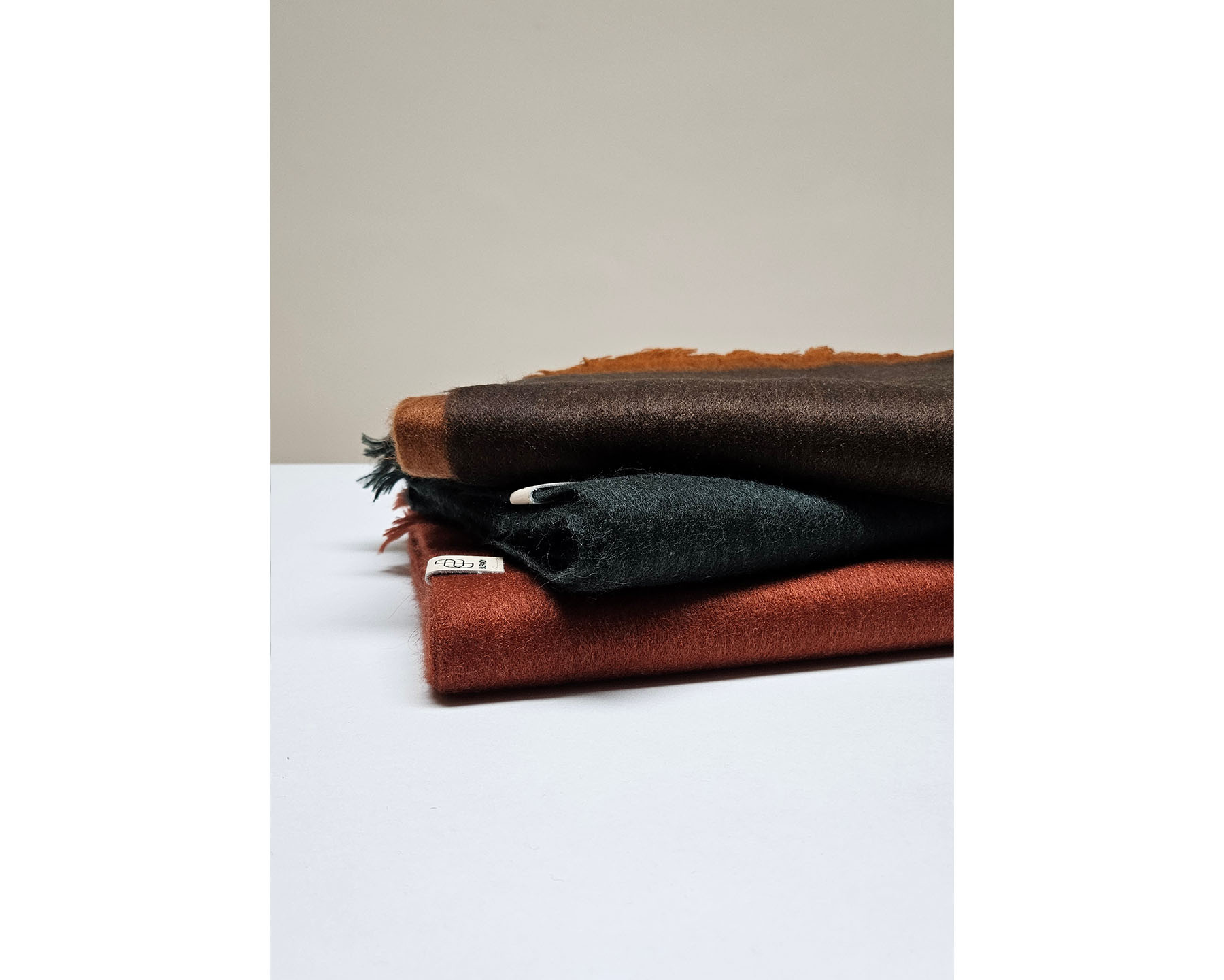 SLIM SOLID - Intense Rust