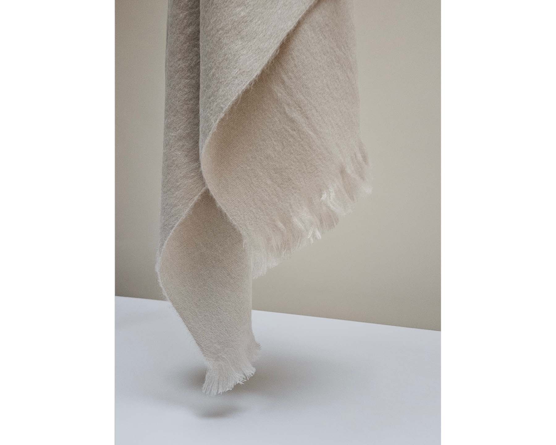 SLIM SOLID - Butter Cream