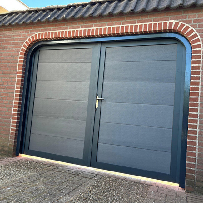 Aluminium poort met WPC vulling