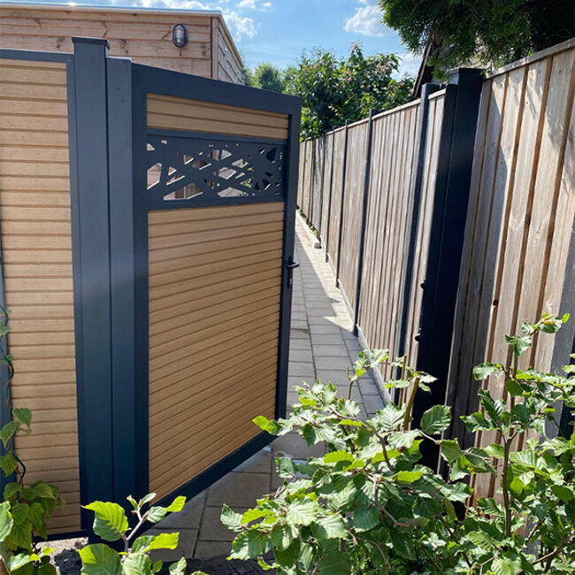 Aluminium poort met WPC vulling