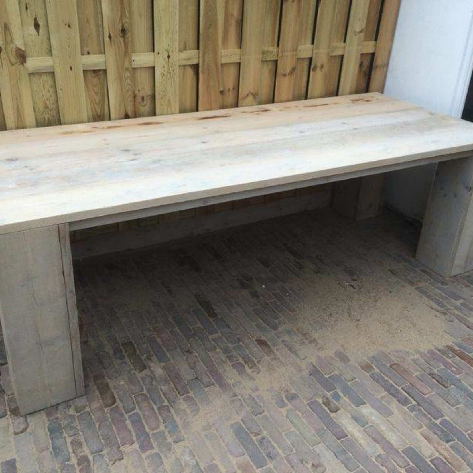 RdeB Tuintafel 60 cm breed tot 300 cm lang, Rechte poten  - Steigerhout