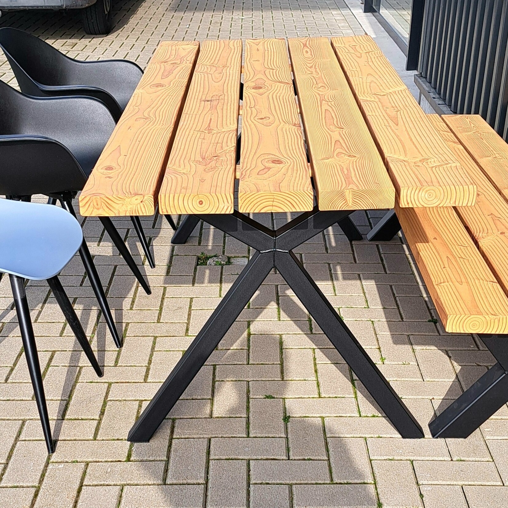 RdeB Douglas tuintafel