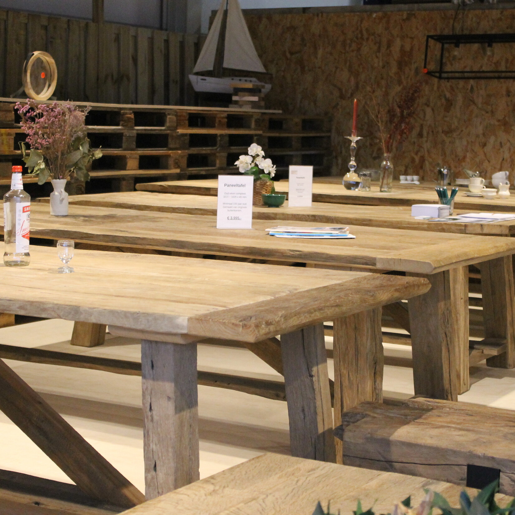 Robuust Oud eiken Kloostertafel
