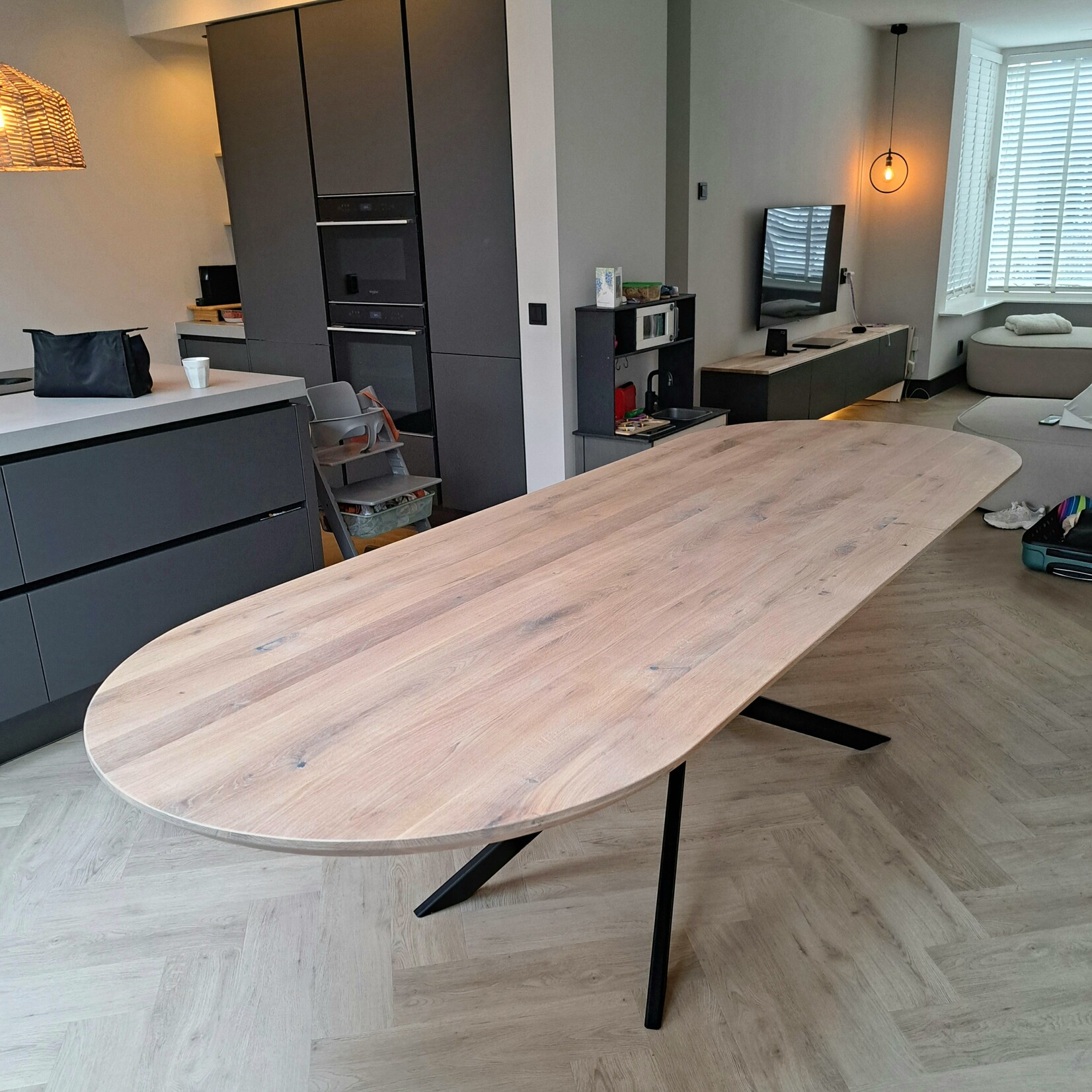 Robuust Tafelblad Brits ovaal - ± 40mm - Eiken Massief
