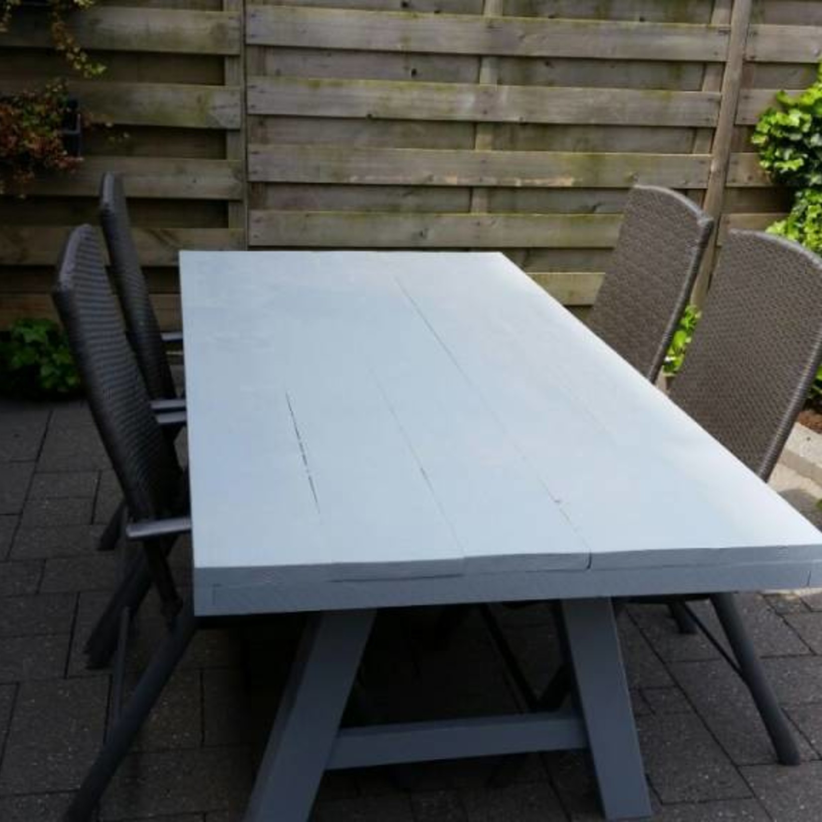 RdeB Tuintafel 100 cm breed tot 300 cm lang, Houten A poten