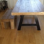 RdeB Eetkamertafel 90 cm breed tot 300 cm lang, Houten A poten