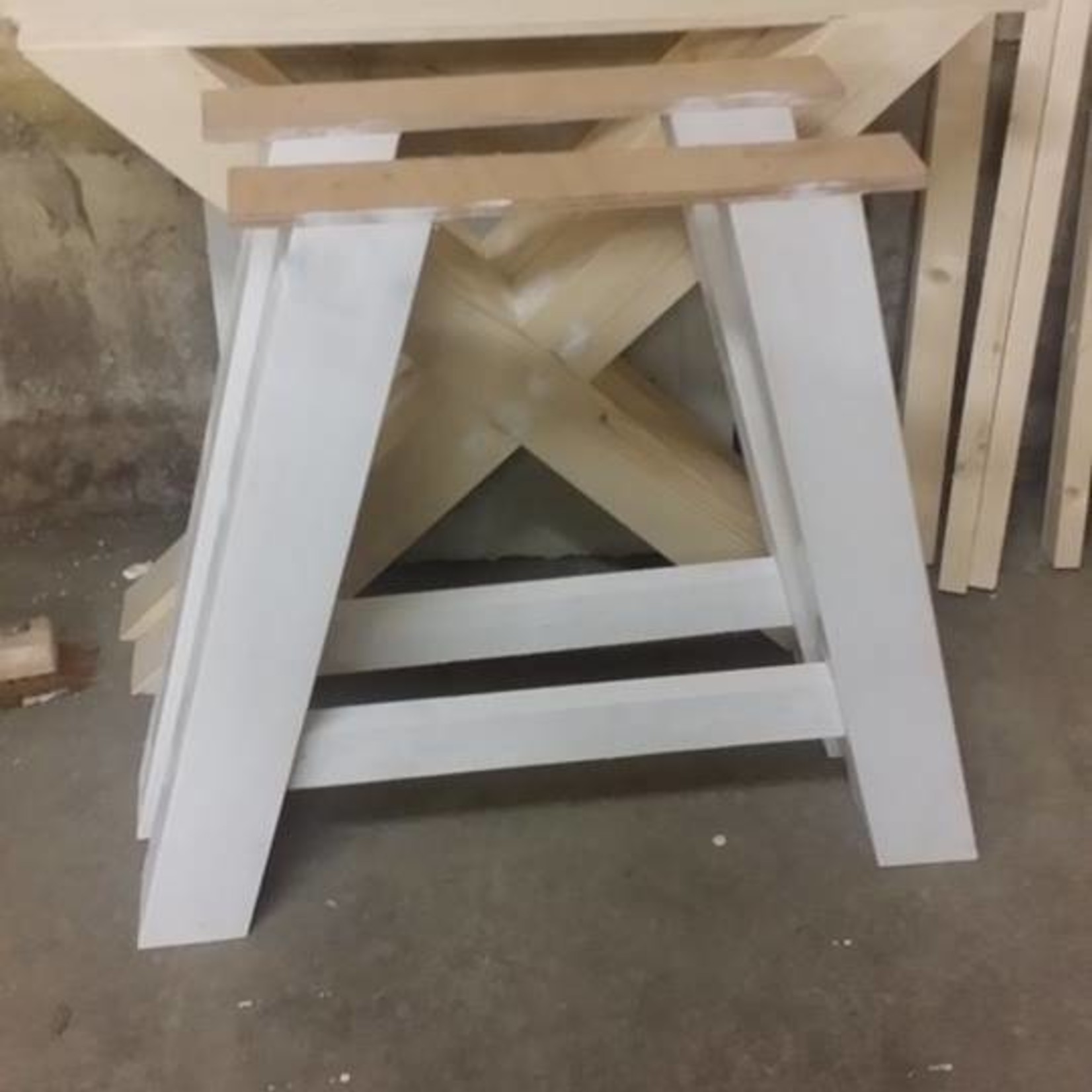 RdeB Salontafel 80 cm breed tot 150 cm lang, Houten A poten