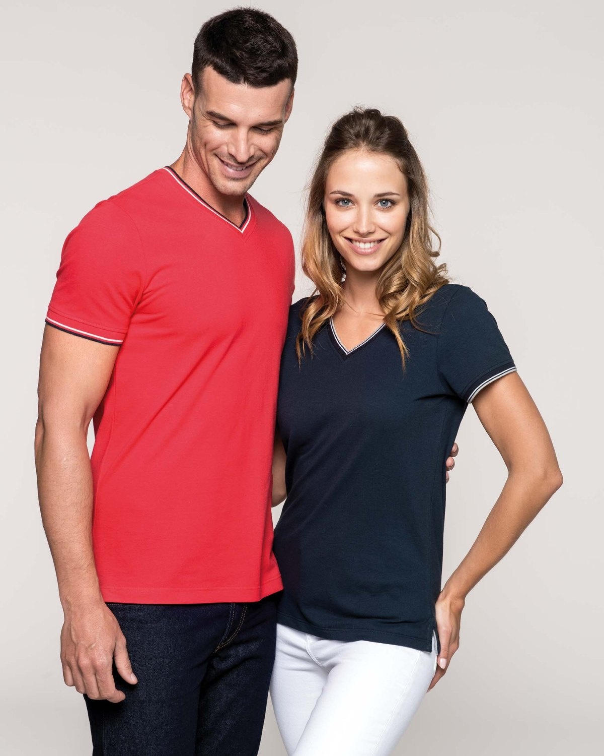 Blij Niet doen Stroomopwaarts Kwalitatief t-shirt met v-hals in 6 kleuren voor dames en heren kopen?