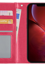 NoXx Hoes Geschikt voor iPhone 13 Hoesje Book Case Hoes Flip Cover Wallet Bookcase - Donkerroze