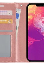 BASEY. Hoes Geschikt voor iPhone 13 Hoesje Bookcase Hoes Flip Case Book Cover - Hoesje Geschikt voor iPhone 13 Hoes Book Case Hoesje - Rosé goud