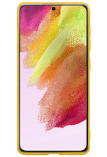 NoXx Hoes Geschikt voor Samsung S21 FE Hoesje Cover Siliconen Back Case Hoes - Geel