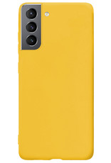BASEY. Hoes Geschikt voor Samsung S21 FE Hoesje Siliconen Back Cover Case Met Screenprotector - Hoesje Geschikt voor Samsung Galaxy S21 FE Hoes Cover Hoesje - Geel