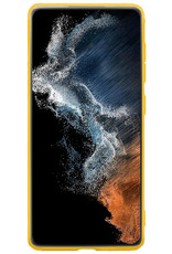NoXx Hoes Geschikt voor Samsung S22 Hoesje Cover Siliconen Back Case Hoes - Geel - 2x