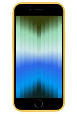BASEY. Hoes Geschikt voor iPhone SE 2022 Hoesje Siliconen Back Cover Case - Hoesje Geschikt voor iPhone SE (2022) Hoes Cover Hoesje - Geel - 2 Stuks