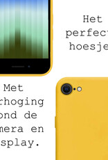 BASEY. Hoes Geschikt voor iPhone SE 2022 Hoesje Siliconen Back Cover Case - Hoesje Geschikt voor iPhone SE (2022) Hoes Cover Hoesje - Geel - 2 Stuks