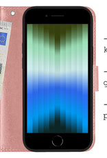 BASEY. Hoes Geschikt voor iPhone SE 2022 Hoesje Bookcase Hoes Flip Case Book Cover Met 2x Screenprotector - Hoesje Geschikt voor iPhone SE (2022) Hoes Book Case Hoesje - Rosé goud