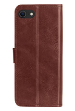 Nomfy Hoesje Geschikt voor iPhone SE 2022 Hoes Bookcase Flipcase Book Cover Met Screenprotector - Hoes Geschikt voor iPhone SE (2022) Hoesje Book Case - Bruin