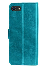 Nomfy Hoesje Geschikt voor iPhone SE 2022 Hoes Bookcase Flipcase Book Cover Met Screenprotector - Hoes Geschikt voor iPhone SE (2022) Hoesje Book Case - Turquoise