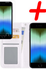 BASEY. Hoes Geschikt voor iPhone SE 2022 Hoesje Bookcase Hoes Flip Case Book Cover Met Screenprotector - Hoesje Geschikt voor iPhone SE (2022) Hoes Book Case Hoesje - Wit