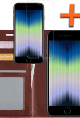 Nomfy Hoesje Geschikt voor iPhone SE 2022 Hoes Bookcase Flipcase Book Cover Met Screenprotector - Hoes Geschikt voor iPhone SE (2022) Hoesje Book Case - Bruin