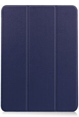 BASEY. Hoesje Geschikt voor iPad Air 2022 Hoes Case Tablet Hoesje Tri-fold Met Uitsparing Geschikt voor Apple Pencil - Hoes Geschikt voor iPad Air 5 2022 Hoesje Hard Cover Bookcase Hoes - Donkerblauw