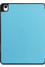 BASEY. Hoesje Geschikt voor iPad Air 2022 Hoes Case Tablet Hoesje Tri-fold Met Uitsparing Geschikt voor Apple Pencil Met Screenprotector - Hoes Geschikt voor iPad Air 5 2022 Hoesje Hard Cover Bookcase Hoes - Lichtblauw