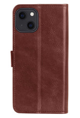 BASEY. Hoes Geschikt voor iPhone 13 Hoesje Bookcase Hoes Flip Case Book Cover Met 2x Screenprotector - Hoesje Geschikt voor iPhone 13 Hoes Book Case Hoesje - Bruin