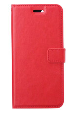 BASEY. Hoes Geschikt voor iPhone 13 Hoesje Bookcase Hoes Flip Case Book Cover Met 2x Screenprotector - Hoesje Geschikt voor iPhone 13 Hoes Book Case Hoesje - Rood
