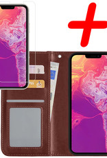 BASEY. Hoes Geschikt voor iPhone 13 Hoesje Bookcase Hoes Flip Case Book Cover Met Screenprotector - Hoesje Geschikt voor iPhone 13 Hoes Book Case Hoesje - Bruin
