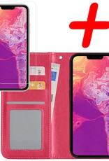 BASEY. Hoes Geschikt voor iPhone 13 Pro Hoesje Bookcase Hoes Flip Case Book Cover Met Screenprotector - Hoesje Geschikt voor iPhone 13 Pro Hoes Book Case Hoesje - Donkerroze