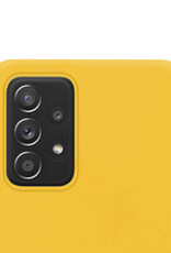 NoXx Hoes Geschikt voor Samsung A33 Hoesje Cover Siliconen Back Case Hoes - Geel