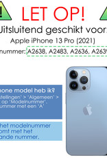 NoXx Hoes Geschikt voor iPhone 13 Pro Hoesje Pasjeshouder Cover Shock Proof Case Siliconen Hoes Met Kaarthouder Met 2x Screenprotector - Transparant