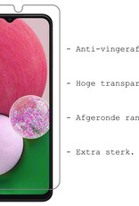 BASEY. Hoes Geschikt voor Samsung A13 5G Hoesje Shock Proof Case Hoes Met 2x Screenprotector - Hoesje Geschikt voor Samsung Galaxy A13 5G Hoes Cover Shockproof - Transparant