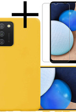 NoXx Hoes Geschikt voor Samsung A02s Hoesje Cover Siliconen Back Case Hoes Met Screenprotector - Geel