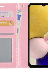 NoXx Hoes Geschikt voor Samsung A13 4G Hoesje Book Case Hoes Flip Cover Wallet Bookcase - Lichtroze