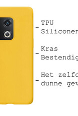 BASEY. Hoes Geschikt voor OnePlus 10 Pro Hoesje Siliconen Back Cover Case - Hoesje Geschikt voor OnePlus 10 Pro Hoes Cover Hoesje - Geel - 2 Stuks