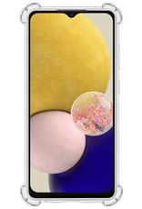 NoXx Hoes Geschikt voor Samsung A13 4G Hoesje Siliconen Cover Shock Proof Back Case Shockproof Hoes Met Screenprotector - Transparant