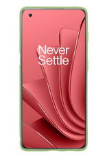 NoXx Hoes Geschikt voor OnePlus 10 Pro Hoesje Cover Siliconen Back Case Hoes Met 2x Screenprotector - Groen