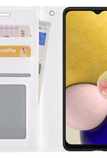 NoXx Hoes Geschikt voor Samsung A13 5G Hoesje Book Case Hoes Flip Cover Wallet Bookcase - Wit