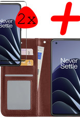 Hoes Geschikt voor OnePlus 10 Pro Hoesje Bookcase Hoes Flip Case Book Cover Met 2x Screenprotector - Hoesje Geschikt voor OnePlus 10 Pro Hoes Book Case Hoesje - Bruin