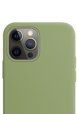 NoXx Hoes Geschikt voor iPhone 13 Pro Hoesje Cover Siliconen Back Case Hoes Met 2x Screenprotector - Groen