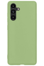 NoXx Hoes Geschikt voor Samsung A13 5G Hoesje Cover Siliconen Back Case Hoes Met Screenprotector - Groen