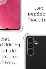 BASEY. Hoes Geschikt voor Samsung A13 5G Hoesje Shock Proof Case Hoes Siliconen Met 2x Screenprotector - Hoesje Geschikt voor Samsung Galaxy A13 5G Hoes Cover Shockproof - Transparant
